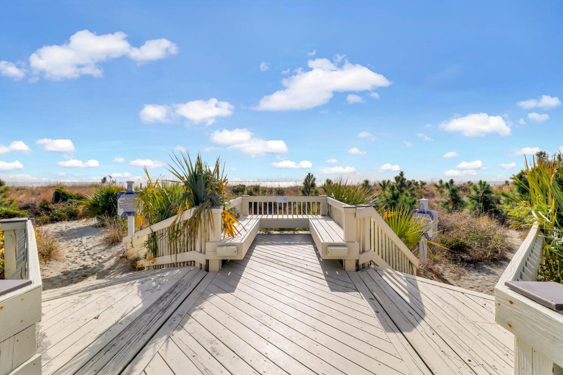 The Breakers #220 Beach Condo, Beautiful Ocean View At Coligny Beach, 4 N Forest Beach Drive Hilton Head, Walk To All Shops Restaurants, Renovated Jan 2024, Vacation Rental Hhi Llc Hilton Head Island Esterno foto