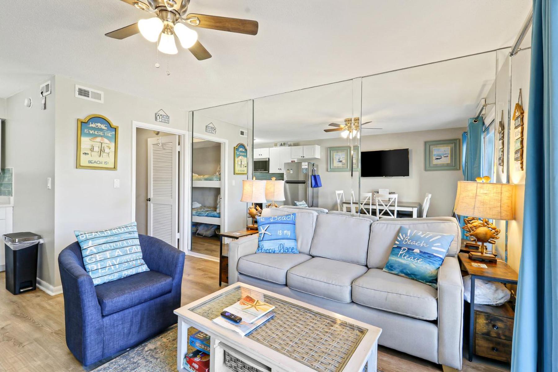 The Breakers #220 Beach Condo, Beautiful Ocean View At Coligny Beach, 4 N Forest Beach Drive Hilton Head, Walk To All Shops Restaurants, Renovated Jan 2024, Vacation Rental Hhi Llc Hilton Head Island Esterno foto