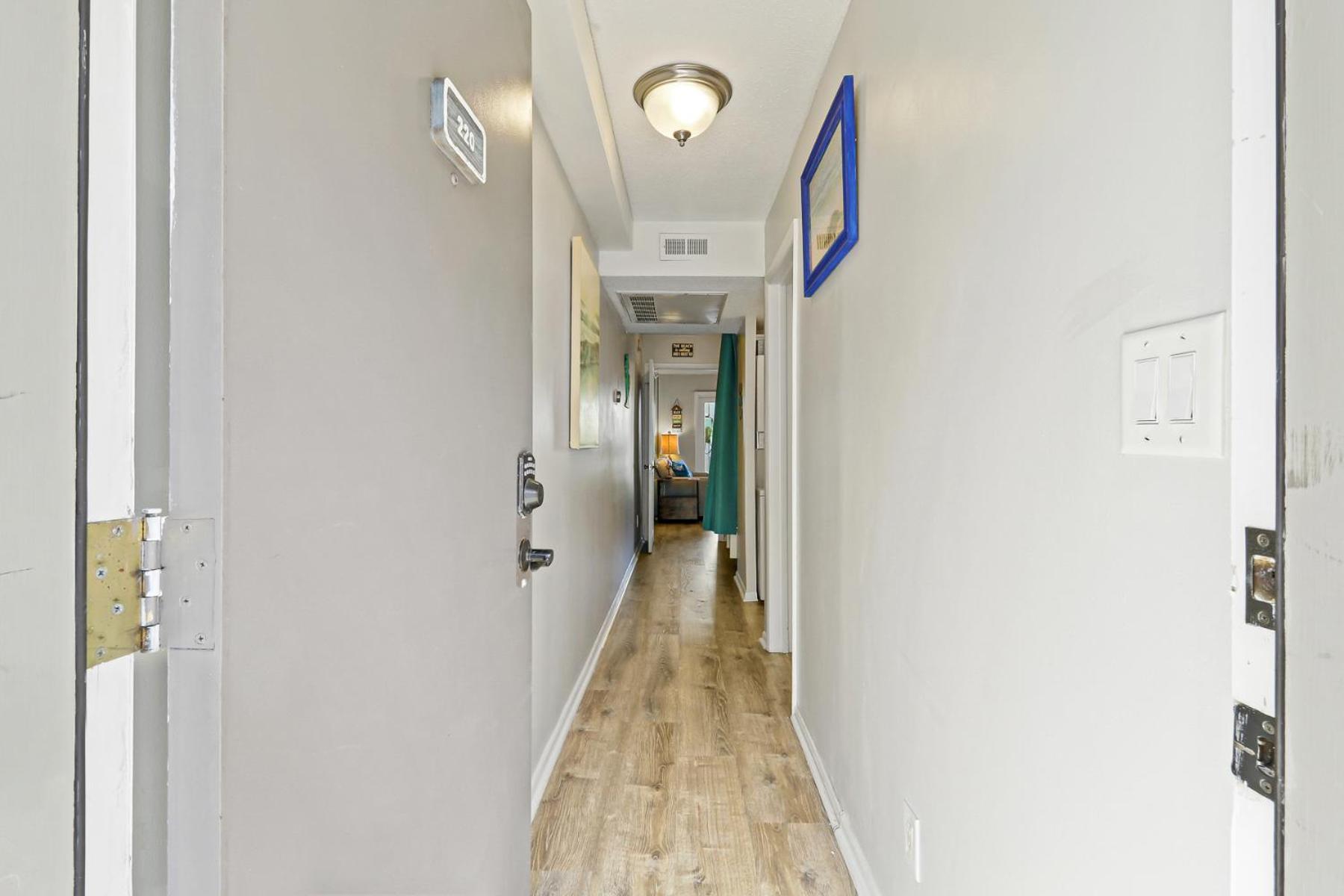 The Breakers #220 Beach Condo, Beautiful Ocean View At Coligny Beach, 4 N Forest Beach Drive Hilton Head, Walk To All Shops Restaurants, Renovated Jan 2024, Vacation Rental Hhi Llc Hilton Head Island Esterno foto